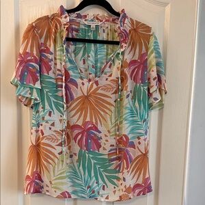 Women's v-neck floral flutter sleeve blouse